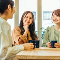 3人で遊ぶ 断り方